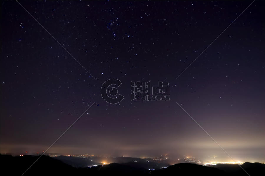 山上的夜景星空点点图片素材免费下载