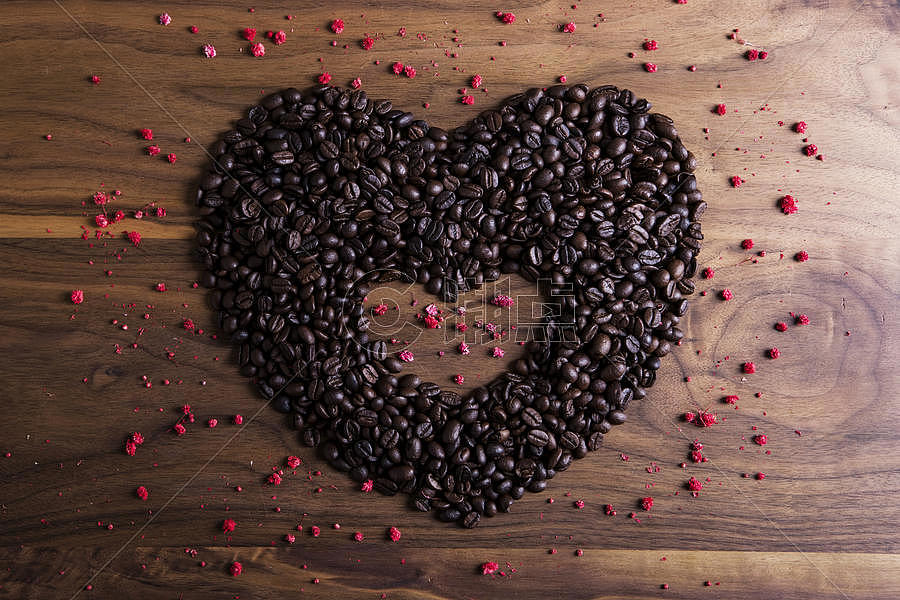 心形咖啡豆图片素材免费下载