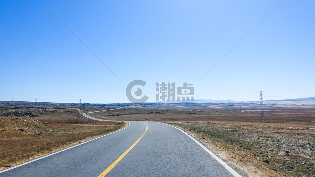 新疆公路风光图片素材免费下载