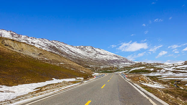 新疆公路风光图片素材免费下载