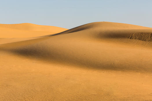 新疆阿拉善腾格里沙漠图片素材免费下载