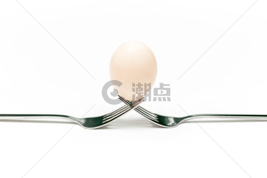 鸡蛋与叉子图片素材免费下载
