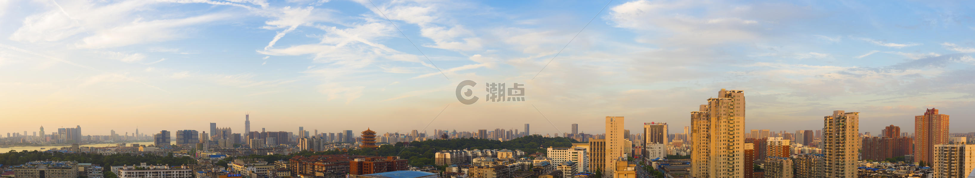俯视长江主轴上的城市美景图片素材免费下载
