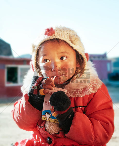 川藏女孩图片素材免费下载