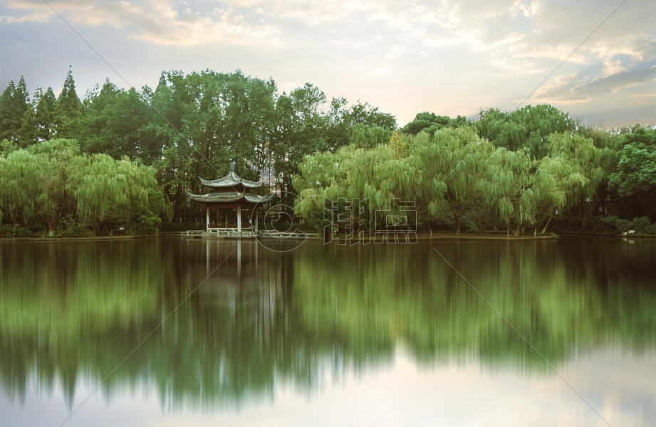 江南园林美景图片素材免费下载