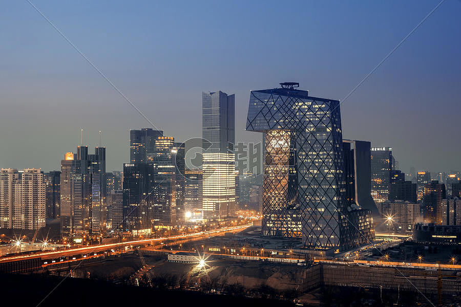 北京中央电视台总部大楼夜景图片素材免费下载