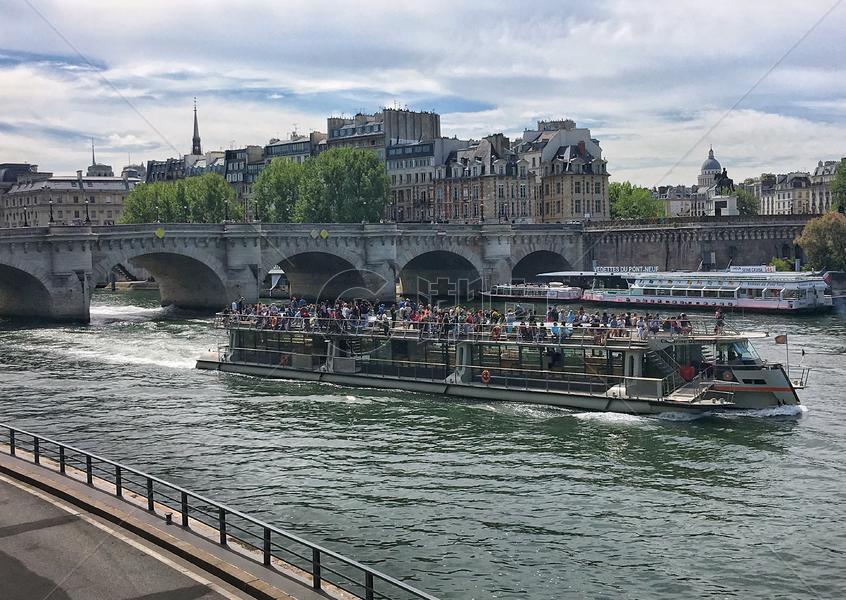 法国巴黎塞纳河景色图片素材免费下载