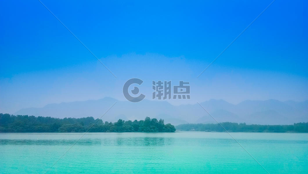 青山绿水河流湖泊图片素材免费下载