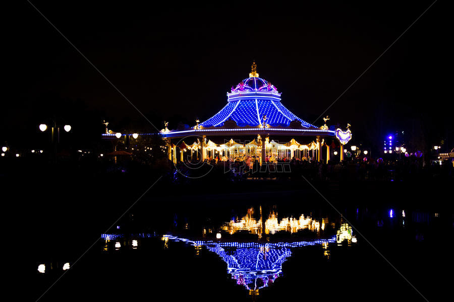 迪士尼万圣节夜景建筑图片素材免费下载