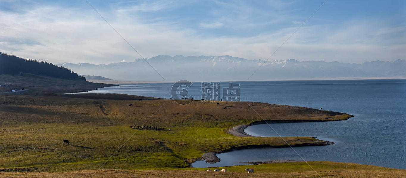 新疆第一大盐水湖艾比湖图片素材免费下载