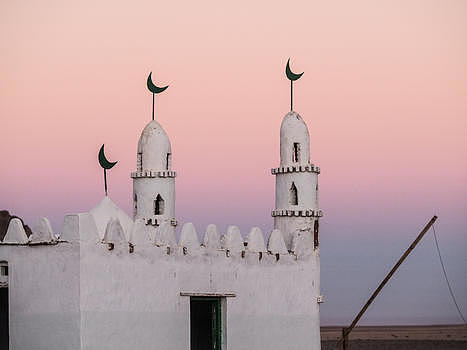撒哈拉沙漠里的建筑图片素材免费下载