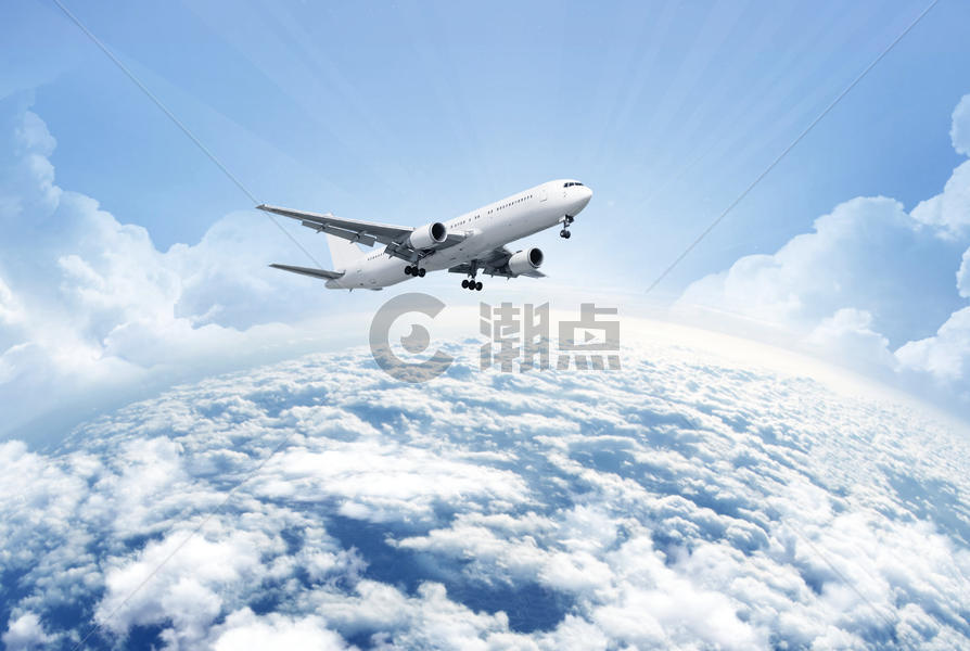 云端上的航空运输机图片素材免费下载