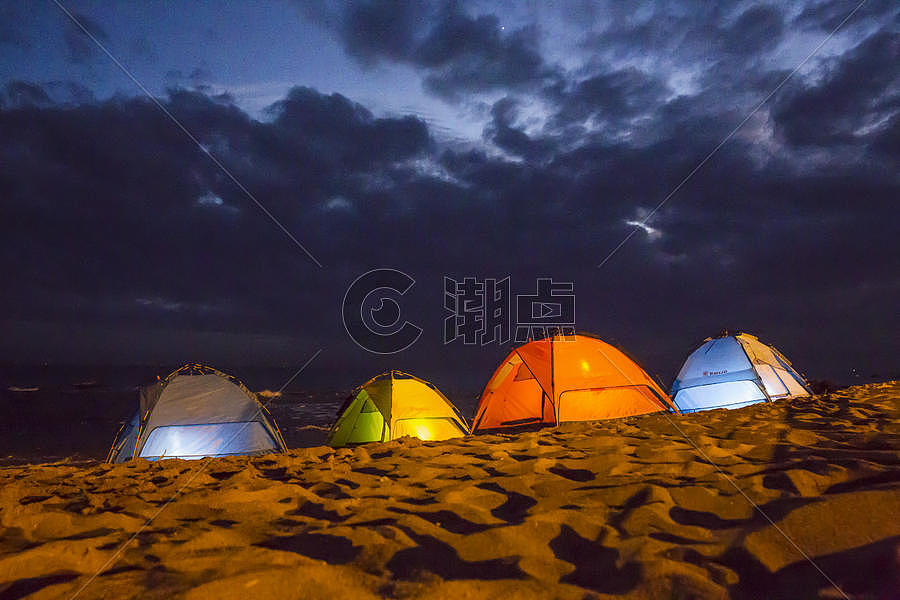 夜晚下的帐篷图片素材免费下载