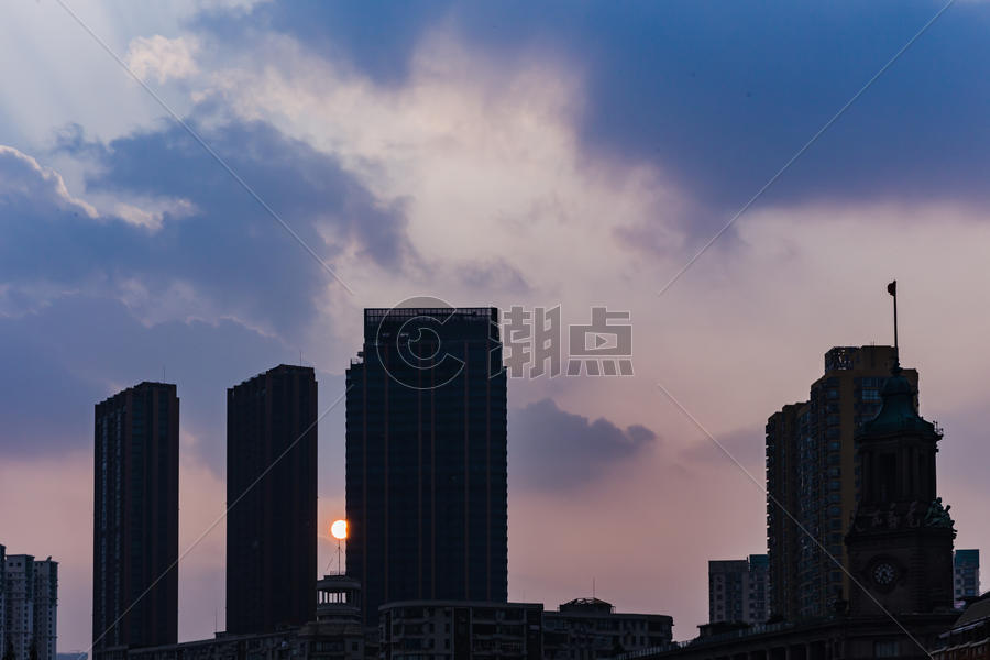 日落下的上海建筑图片素材免费下载