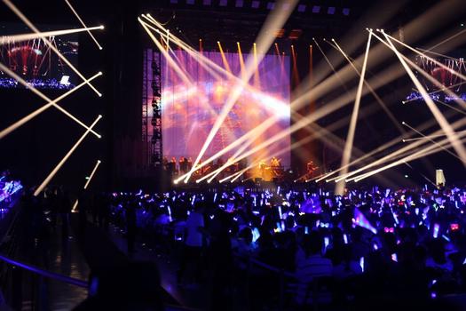 上海梅赛德斯奔驰文化中心演唱会图片素材免费下载