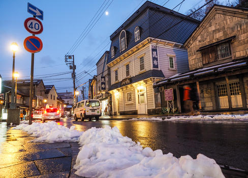 小樽街道夜晚雪景图片素材免费下载