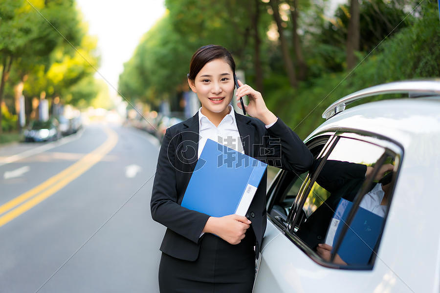 女性商务人车生活图片素材免费下载