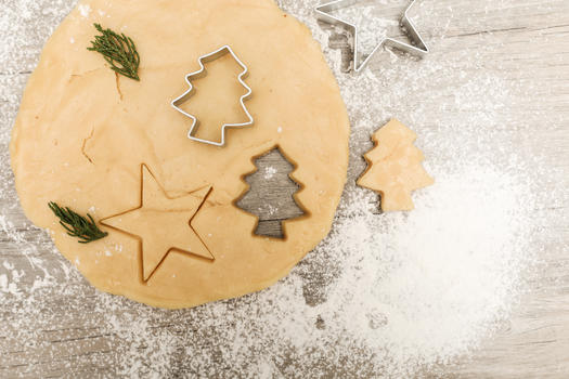 圣诞节自己动手制作节日饼干图片素材免费下载