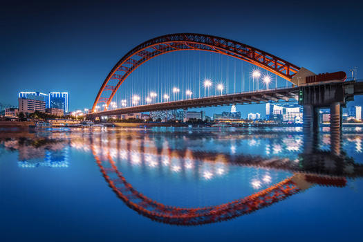 夜幕下的武汉晴川桥图片素材免费下载