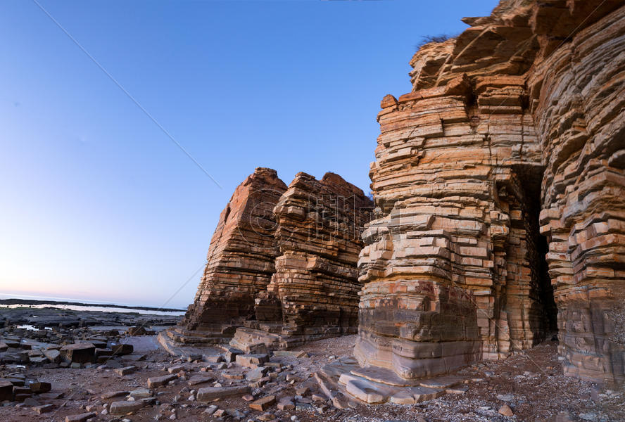 大连金石滩地质公园的海水岩壁图片素材免费下载