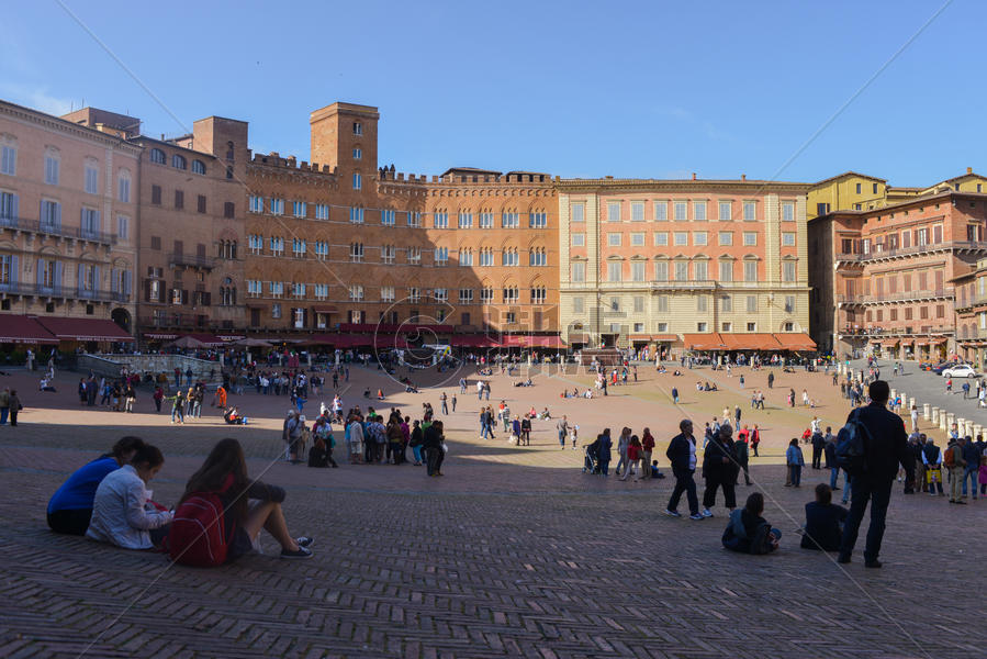 意大利著名古城锡耶纳广场建筑图片素材免费下载