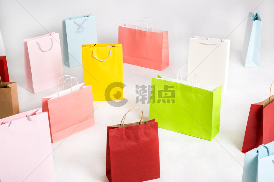 五颜六色的购物袋图片素材免费下载