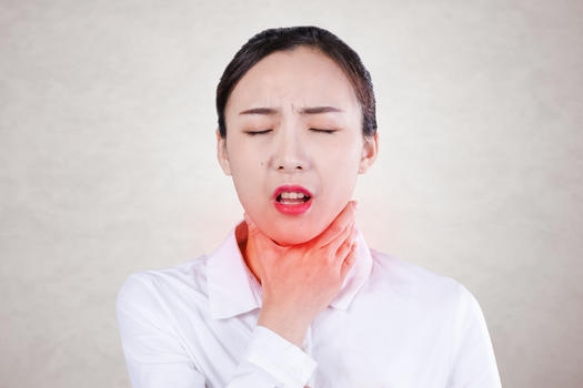 感冒喉咙疼的女性图片素材免费下载