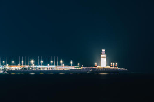 青岛灯塔夜景图片素材免费下载