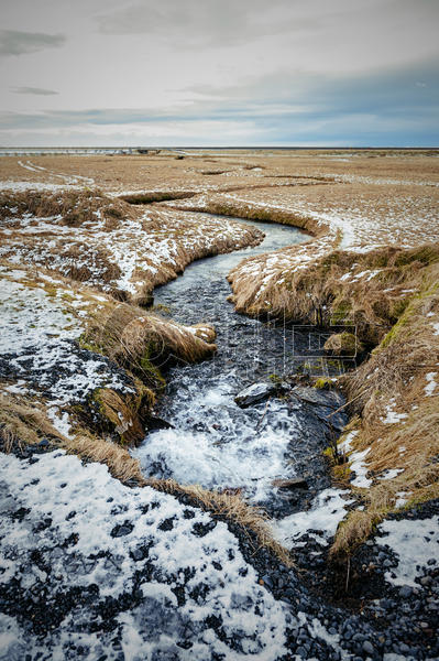 冰岛冰川流水图片素材免费下载