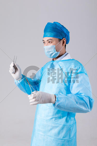 穿手术服的男医生图片素材免费下载