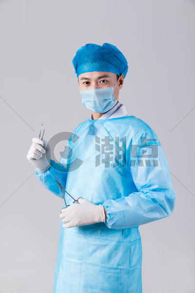 穿手术服的男医生图片素材免费下载