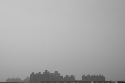 雾霾下的城市图片素材免费下载