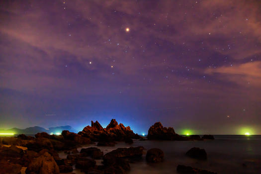 浅滩岩石星空图片素材免费下载