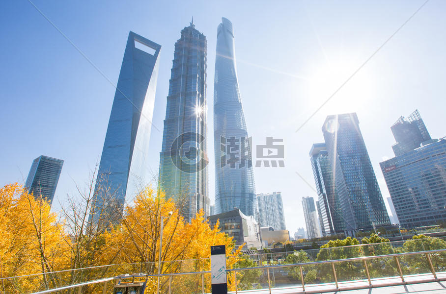 上海地标陆家嘴建筑图片素材免费下载