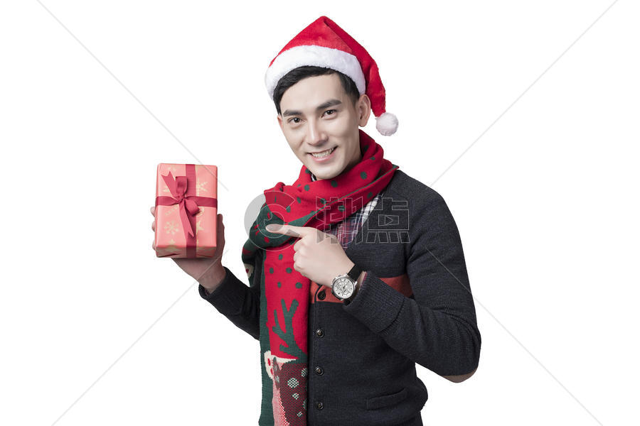 圣诞喜庆男性人像送礼物图片素材免费下载