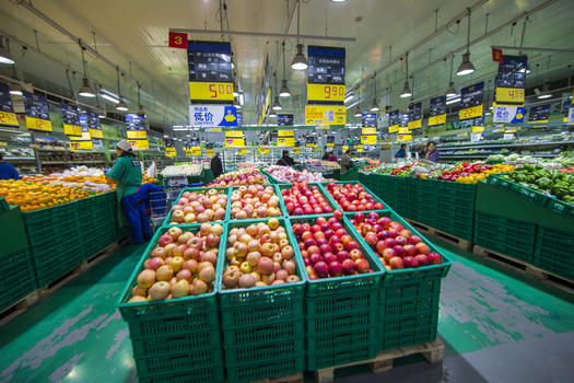 大超市里的蔬菜水果图片素材免费下载