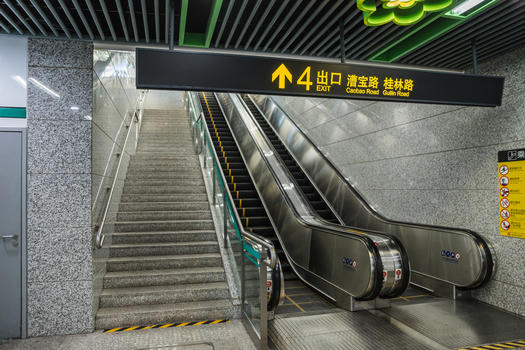 地铁设施电梯图片素材免费下载