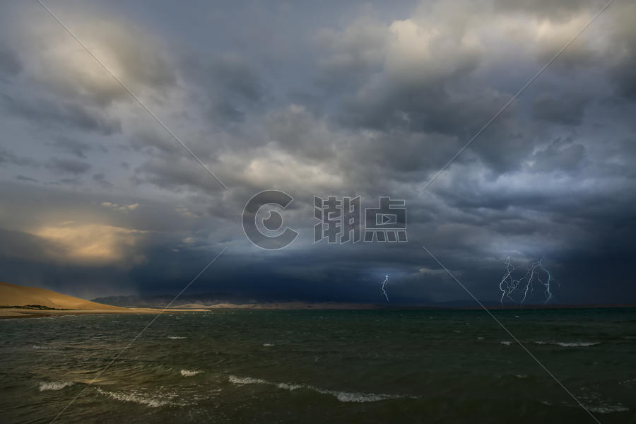 青海湖闪电摄影图片素材免费下载