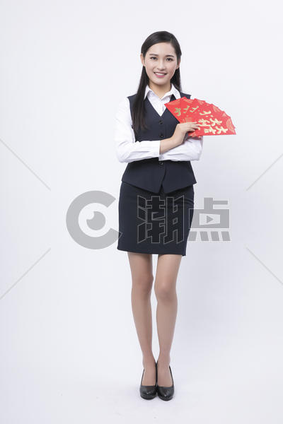 手拿红包的商务女性人像图片素材免费下载
