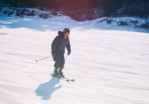 冬季滑雪运动图片素材免费下载