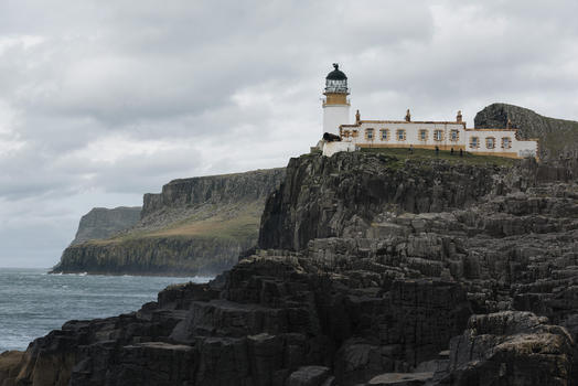 英国苏格兰天空岛的灯塔图片素材免费下载