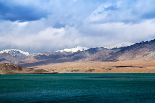 新疆帕米尔高原喀拉库勒湖图片素材免费下载