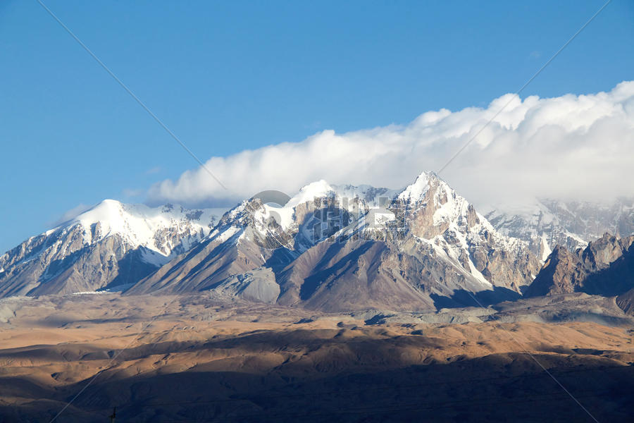 新疆雪山图片素材免费下载