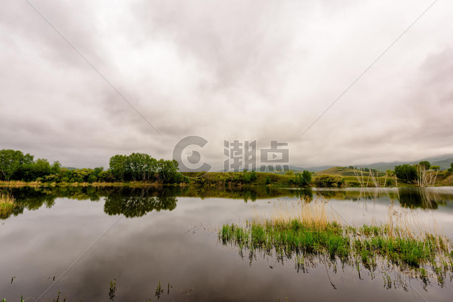 乌兰布统风光之桦木沟湖面图片素材免费下载
