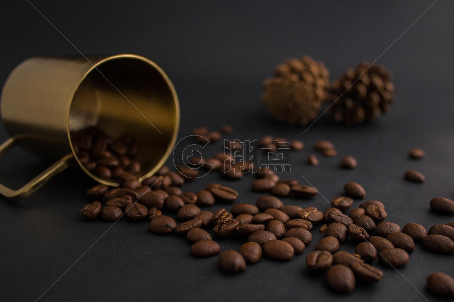 坚果咖啡静物图片素材免费下载