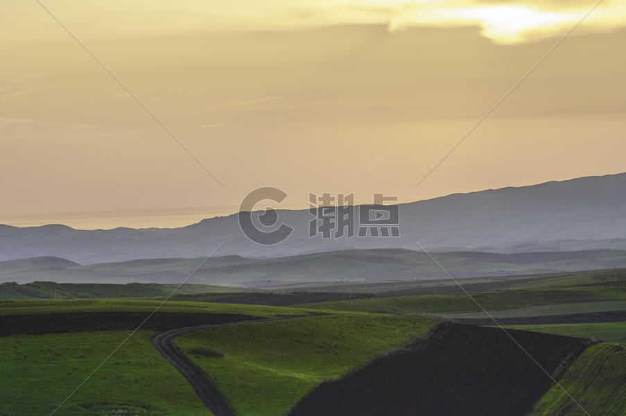 新疆塔城牧场草场风光图片素材免费下载