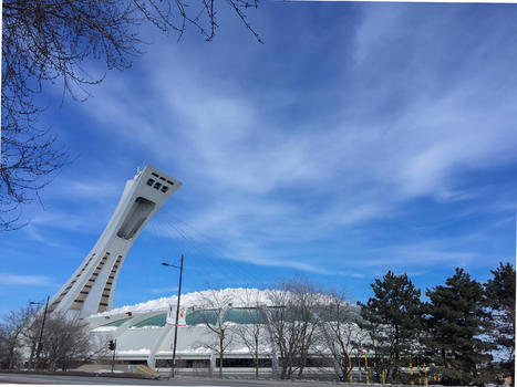 蒙特利尔的雪后奥林匹克体育场图片素材免费下载