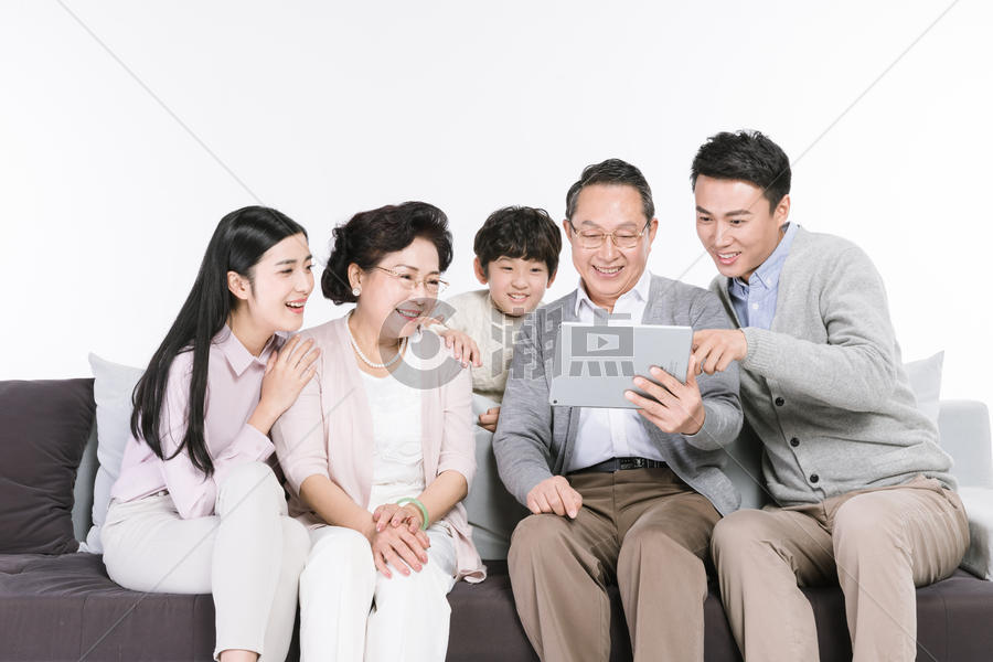 一家人用平板电脑视频图片素材免费下载