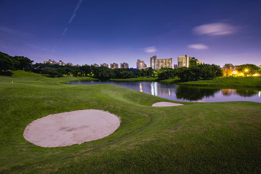 夜色高尔夫球场图片素材免费下载