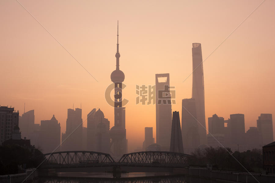 上海魔都的日出图片素材免费下载